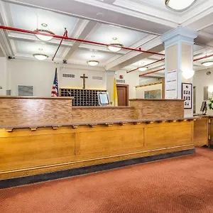 מלון Leo House